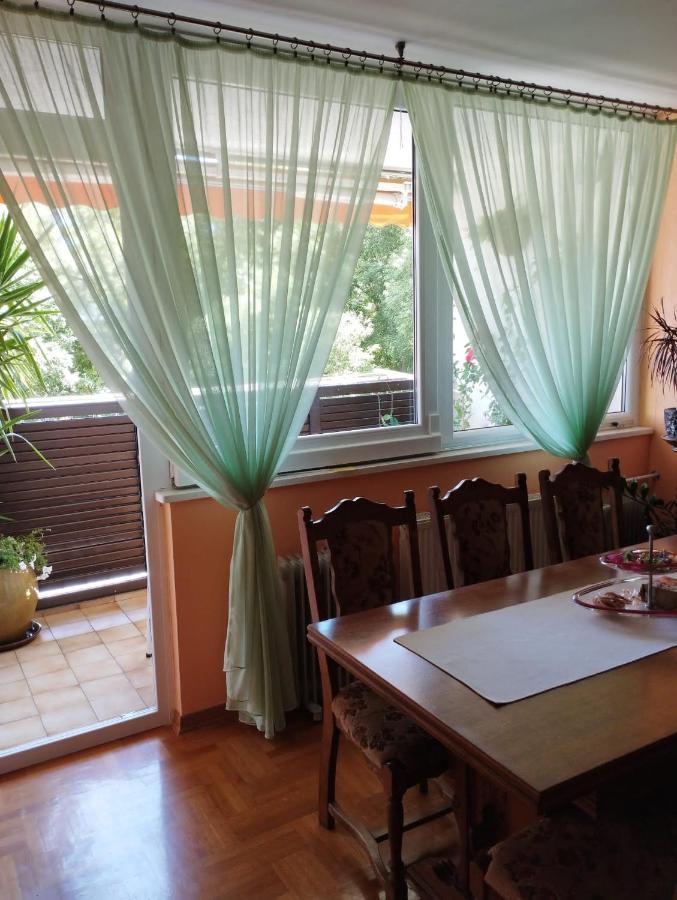Navis Split Appartement Buitenkant foto